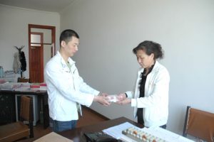PG电子游戏集团党委为玉树灾区捐款